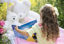 Jenis-Jenis Cerita Fiksi Beserta Penjelasan dan Contohnya