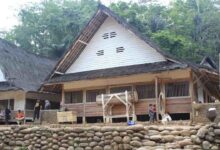 5 Rumah Adat Jawa Barat atau Sunda Beserta Penjelasannya