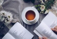 Apa Itu Gurindam? Berikut Penjelasan dan Contohnya!