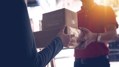 Agar Lebih Aman Menggunakan Layanan Pengantaran ke Luar Pulau, Lakukan Hal Ini!